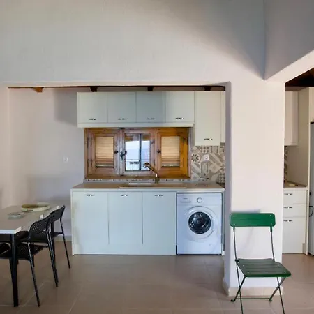 Fava's On The Rocks شقة فوروفورو